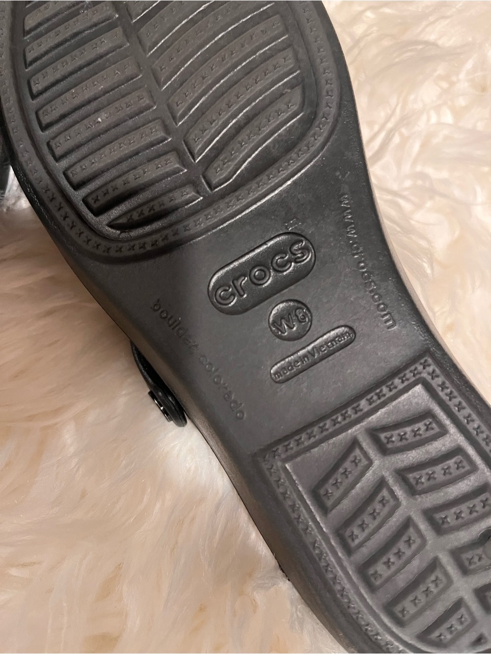 CROCS Women's Black Triple-Strap Slip-On Sandals - Picture 3 of 5